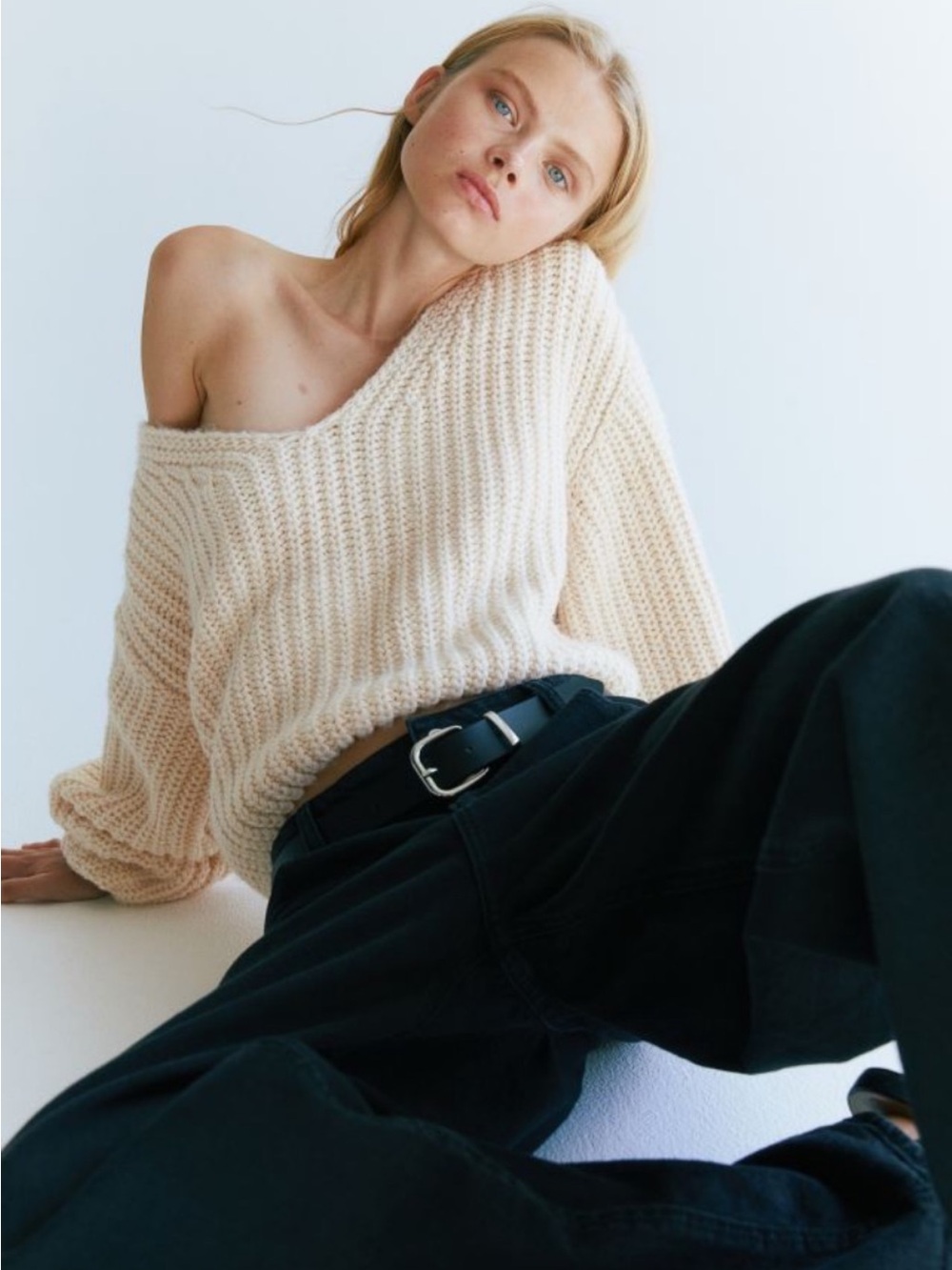 ☀️ H&M ☀️ thick knit sweater